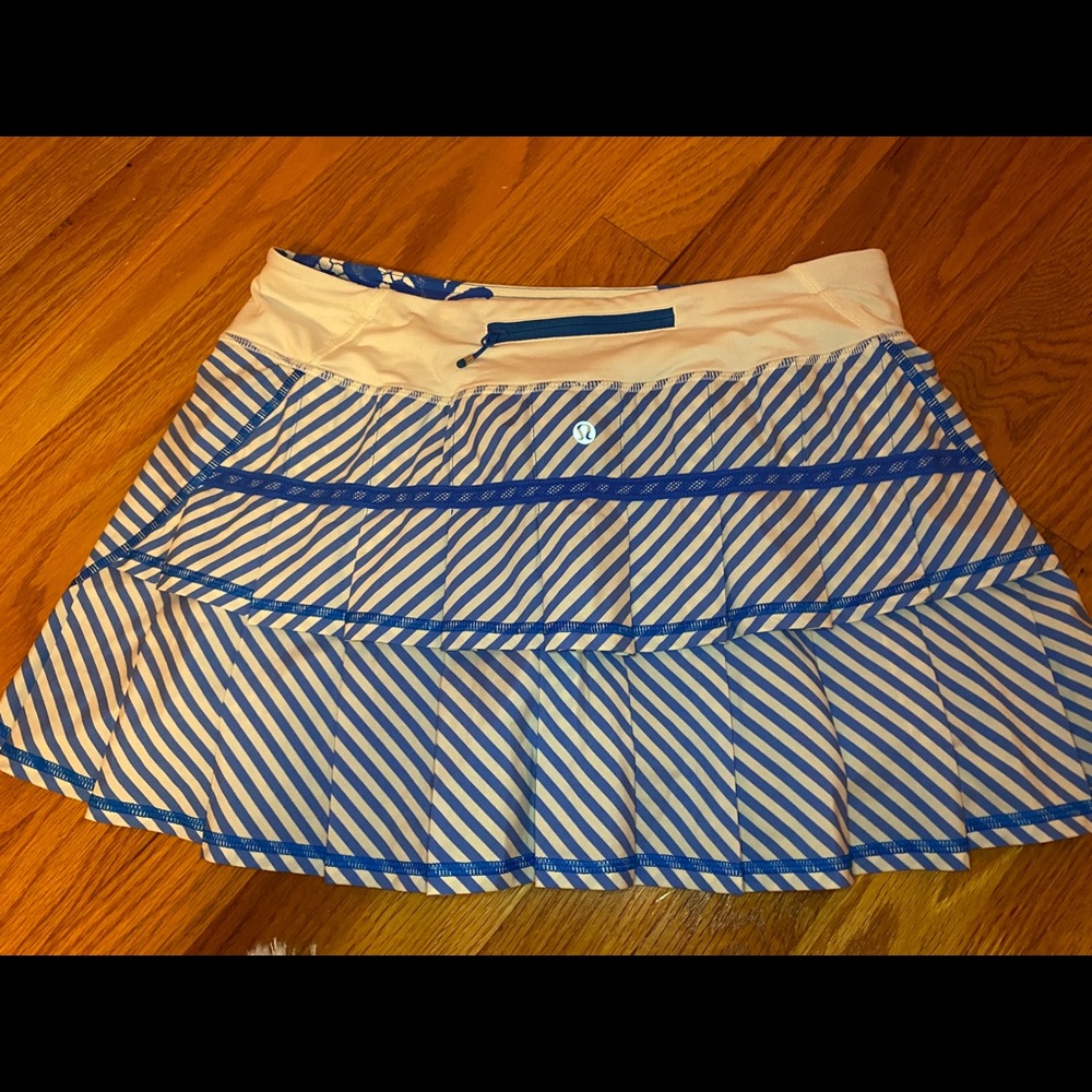 Lululemon pacesetter tennis skirt